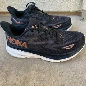 Hoka Clifton 9 Black/Rose Gold